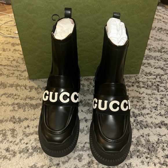 Gucci 60mm Logo Lettering Leather Boots - Picture 3 of 14